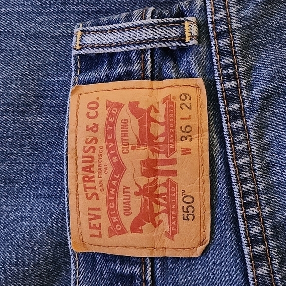 Levi's Original 550 Straight Leg Denim Jeans - Picture 5 of 12